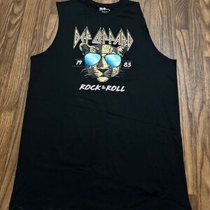 2022 Def Leppard Men’s style Muscle Shirt * Large * Like NEW * 1983 Rock & Roll